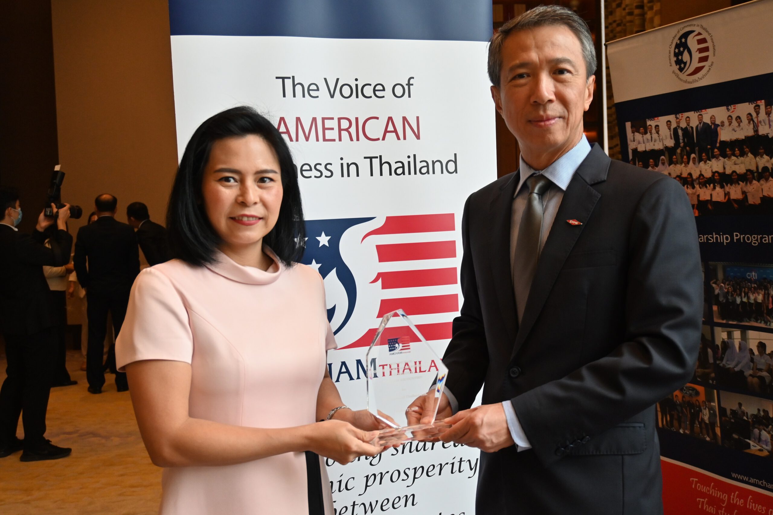 Dow รับรางวัลด้านความรับผิดชอบต่อสังคมตอกย้ำความสำเร็จองค์กรดีเด่นครบหนึ่งทศวรรษ จากหอการค้าอเมริกันในประเทศไทย